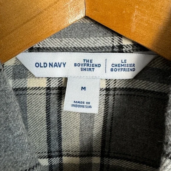NEW Old Navy Women's Gray/Beige Plaid Boyfriend Button Up‎ Shirt Medium Chore - Picture 4 of 14